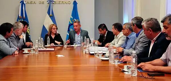 Acuerdo histórico entre Chubut y Santa Cruz para una solución definitiva al problema del agua